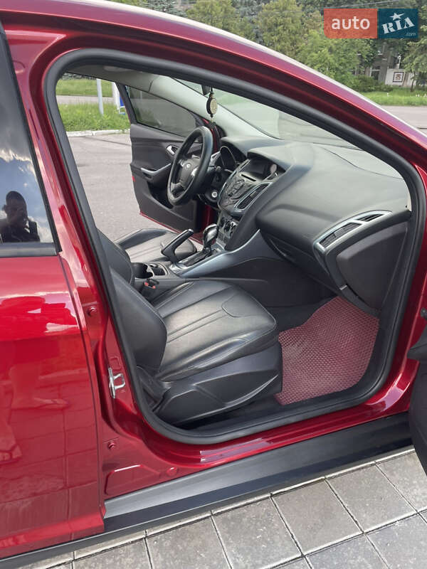 Седан Ford Focus 2013 в Миргороде