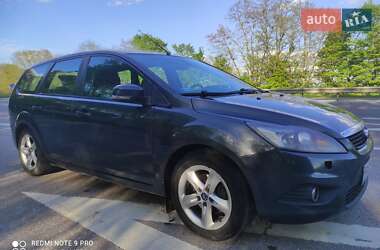Универсал Ford Focus 2010 в 