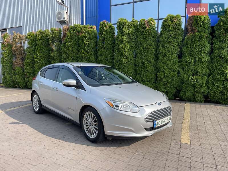 Хэтчбек Ford Focus 2013 в Мукачево фото 4 Хэтчбек Ford Focus 2013 в Мукачево