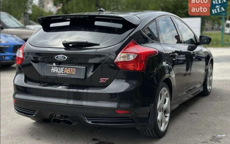 Хэтчбек Ford Focus 2014 в Шептицькому