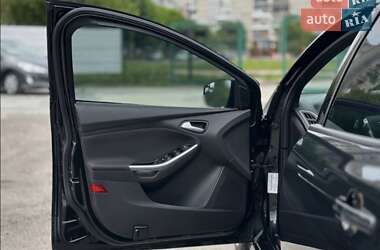 Хэтчбек Ford Focus 2014 в 