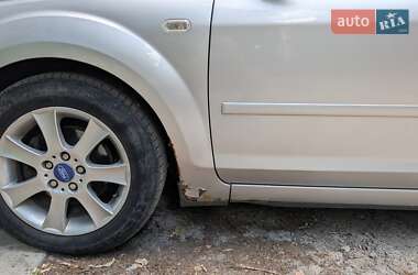 Седан Ford Focus 2006 в 