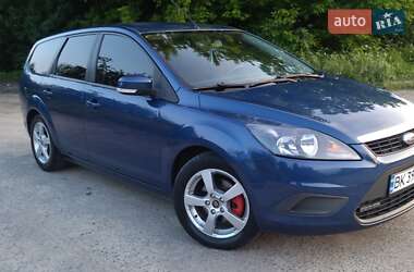 Универсал Ford Focus 2008 в Дубно