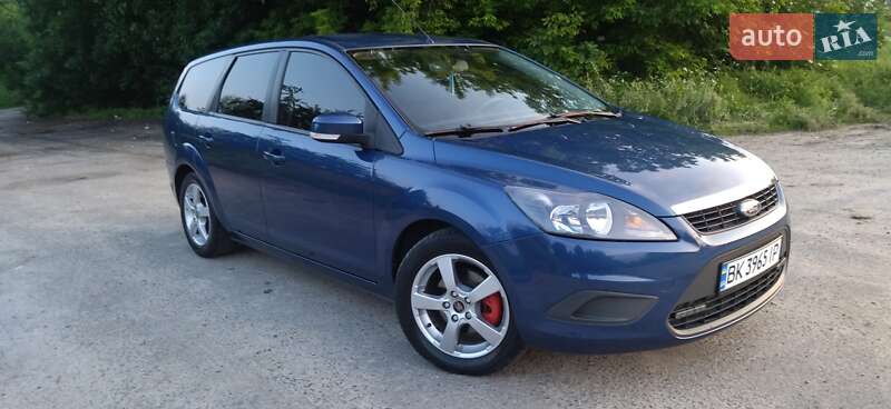 Универсал Ford Focus 2008 в Дубно
