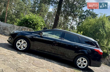 Универсал Ford Focus 2013 в 
