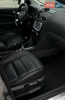 Хэтчбек Ford Focus 2007 в 