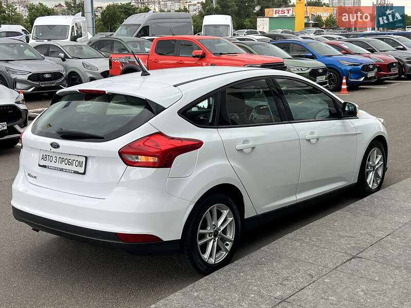 Хэтчбек Ford Focus 2017 в Киеве