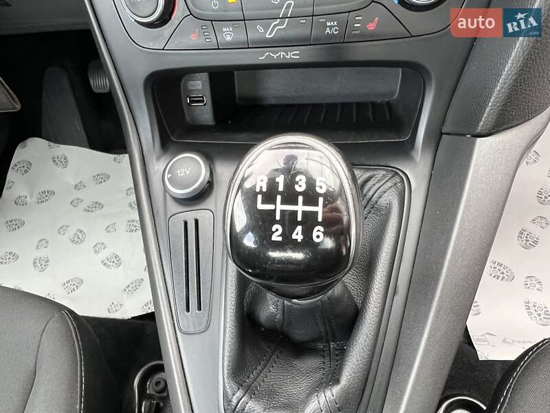 Хэтчбек Ford Focus 2017 в Киеве