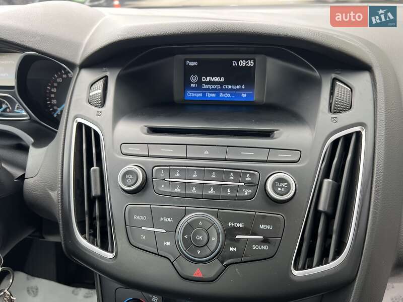 Хэтчбек Ford Focus 2017 в Киеве