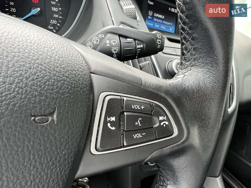 Хэтчбек Ford Focus 2017 в Киеве
