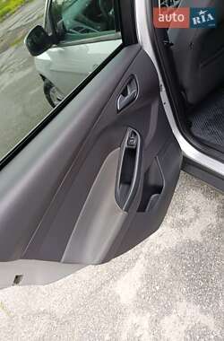 Универсал Ford Focus 2011 в 