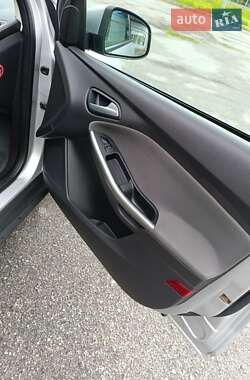 Универсал Ford Focus 2011 в 