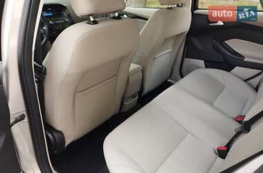 Седан Ford Focus 2016 в 
