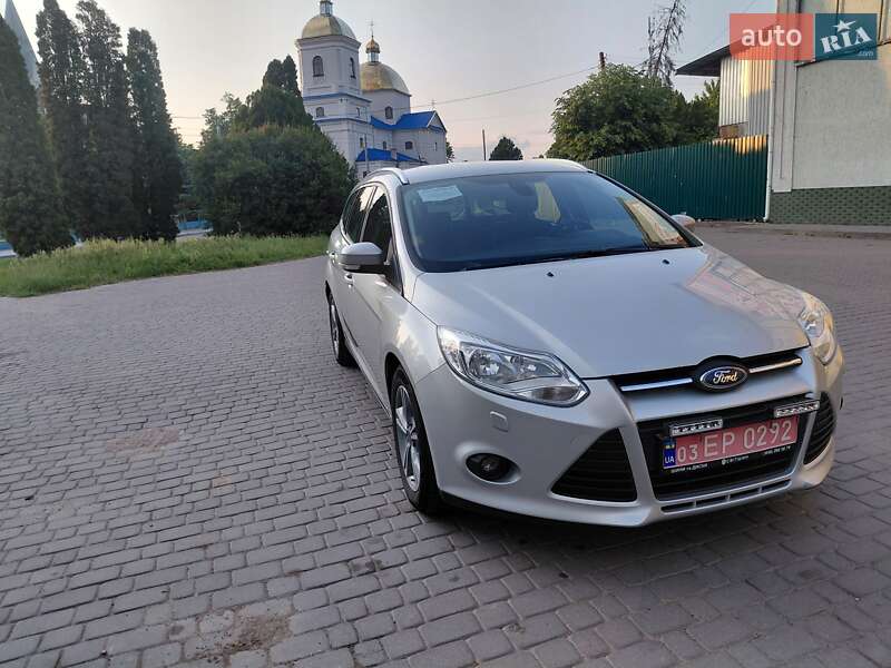 Универсал Ford Focus 2013 в 