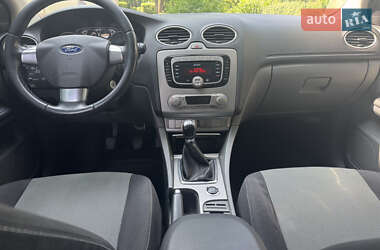 Универсал Ford Focus 2010 в 
