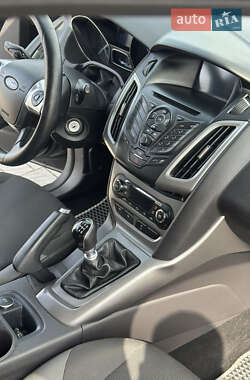 Универсал Ford Focus 2014 в 