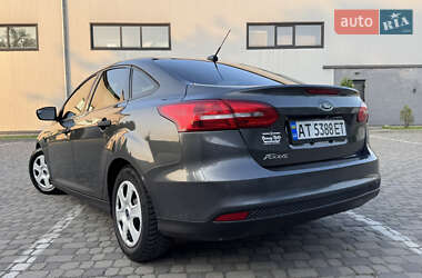 Седан Ford Focus 2017 в 