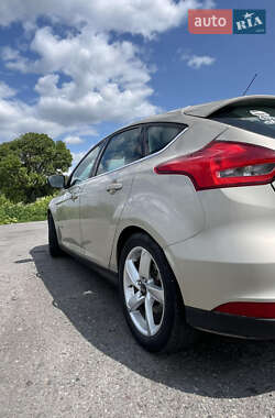 Хэтчбек Ford Focus 2017 в 