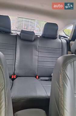 Хэтчбек Ford Focus 2015 в 