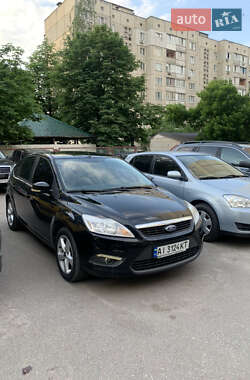 Хэтчбек Ford Focus 2011 в 