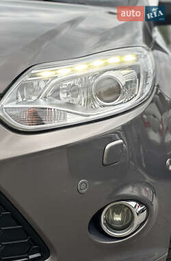Универсал Ford Focus 2013 в 