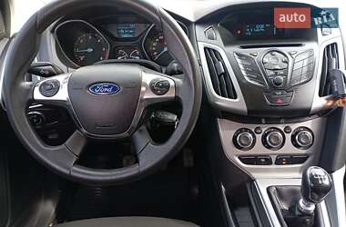 Универсал Ford Focus 2011 в 