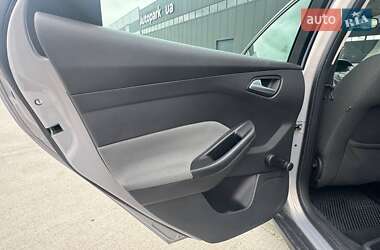 Универсал Ford Focus 2013 в 