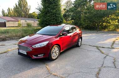 Хэтчбек Ford Focus 2016 в 
