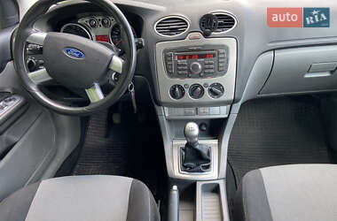 Универсал Ford Focus 2010 в 