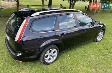 Универсал Ford Focus 2010 в 