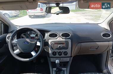 Универсал Ford Focus 2010 в 