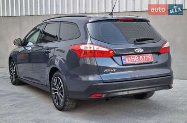 Универсал Ford Focus 2013 в 