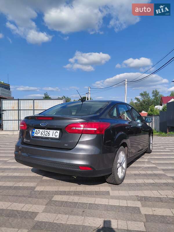 Седан Ford Focus 2017 в Львове