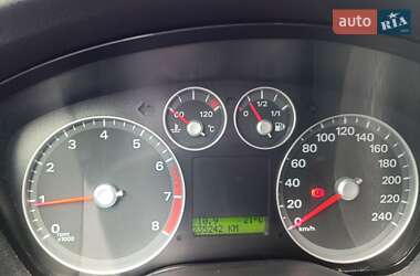 Седан Ford Focus 2006 в 