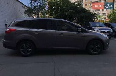 Универсал Ford Focus 2014 в 