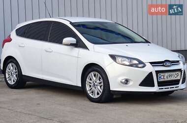 Хэтчбек Ford Focus 2012 в 