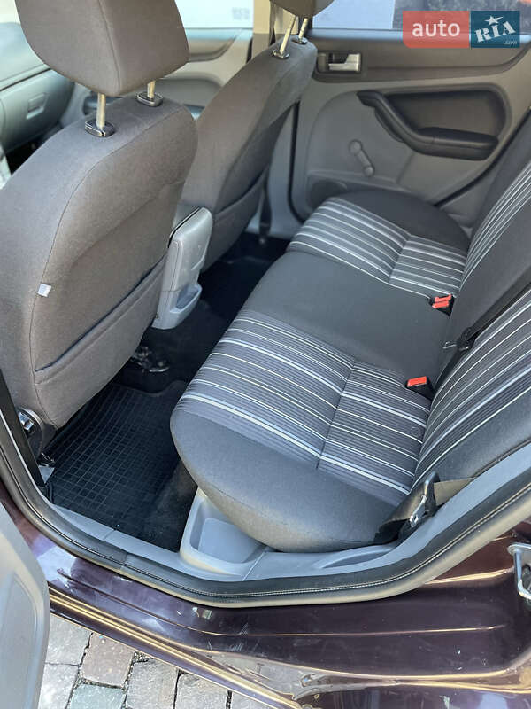 Универсал Ford Focus 2008 в Тячеве фото 8 Универсал Ford Focus 2008 в Тячеве