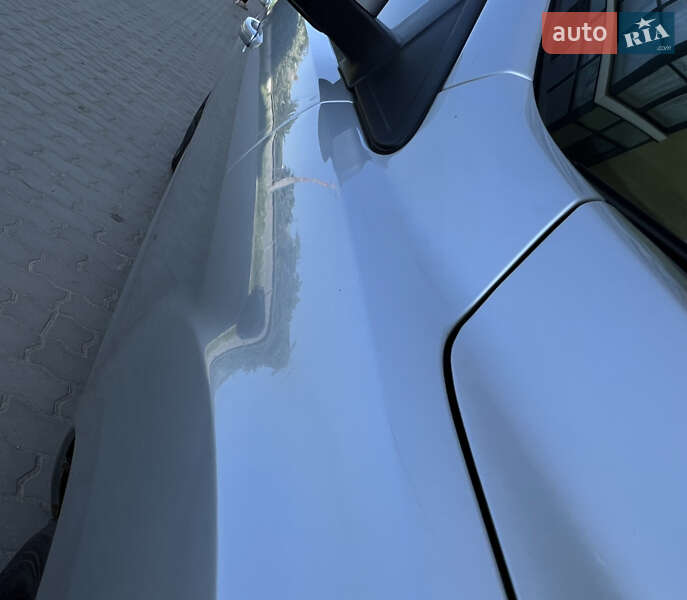 Седан Ford Focus 2010 в Жовкве