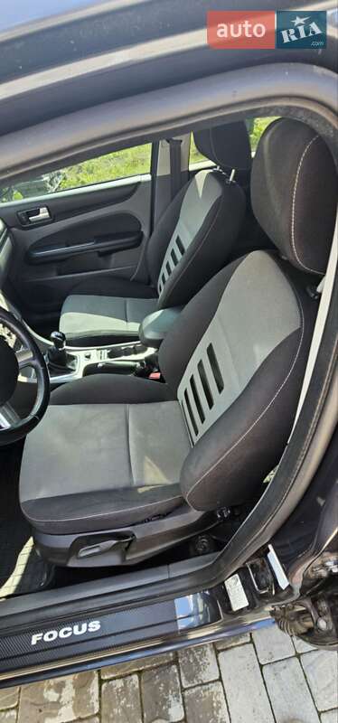 Універсал Ford Focus 2010 в Брусилові