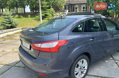 Седан Ford Focus 2013 в 