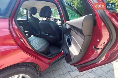 Седан Ford Focus 2014 в 