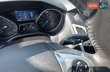 Седан Ford Focus 2014 в 