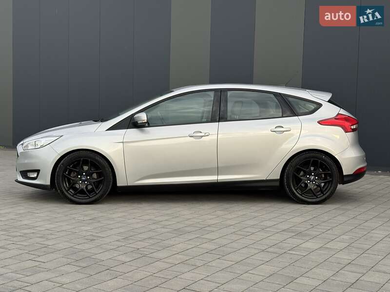 Хэтчбек Ford Focus 2016 в Хмельницком