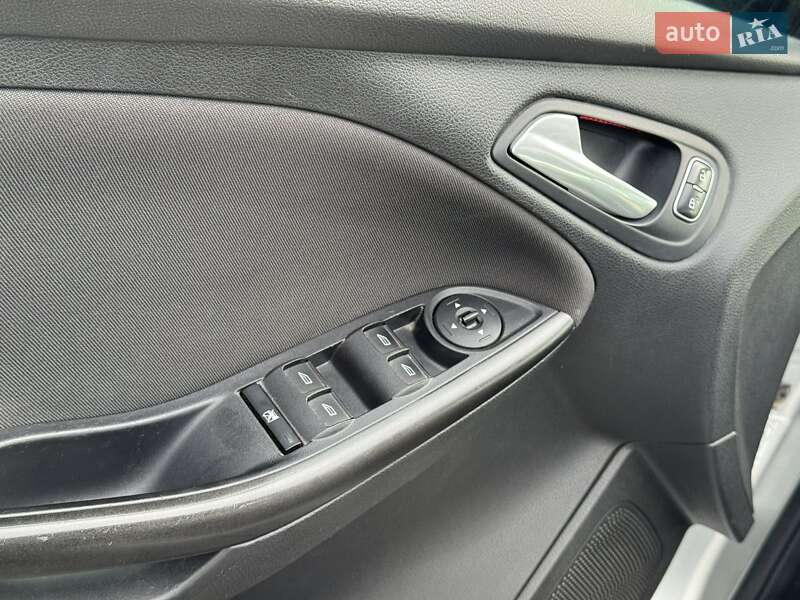 Хэтчбек Ford Focus 2016 в Хмельницком
