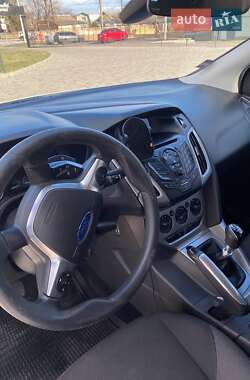 Универсал Ford Focus 2013 в 