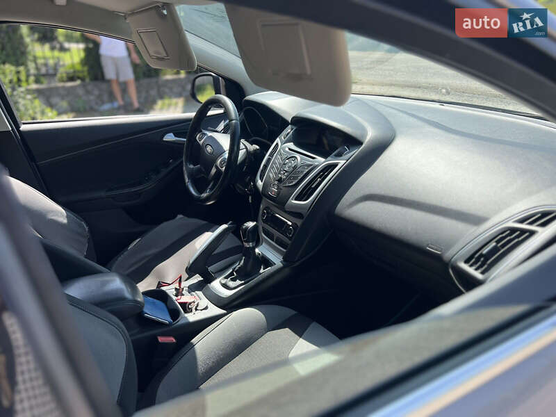 Хэтчбек Ford Focus 2013 в Хотине фото 10 Хэтчбек Ford Focus 2013 в Хотине