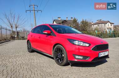 Хэтчбек Ford Focus 2016 в 
