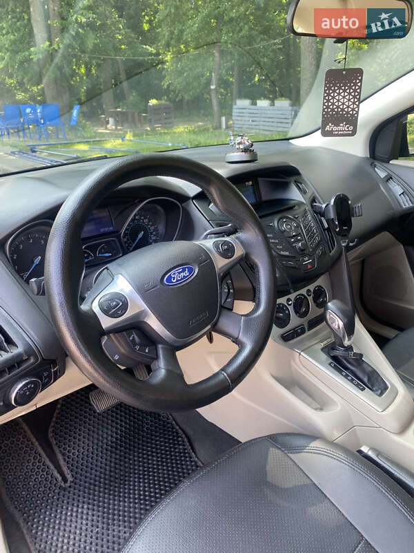Седан Ford Focus 2012 в Гайсину