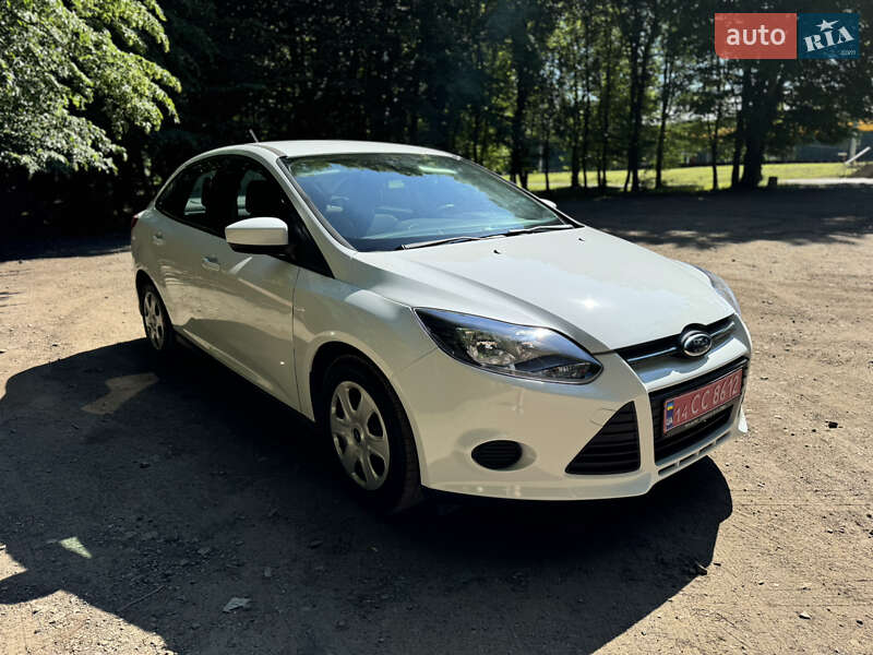 Седан Ford Focus 2012 в Львове