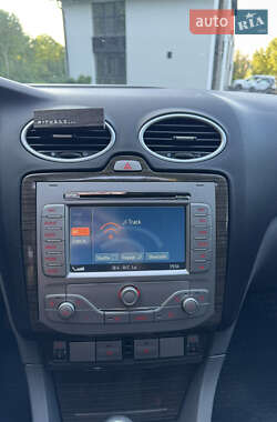 Универсал Ford Focus 2010 в 